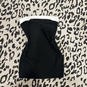 Chic Black and White Strapless Dress